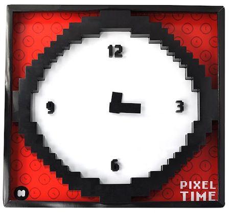 So chunky! A very pixelated clock