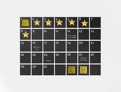 Stars upon thars A calendar with gold stars on it, seinfeld-hack style